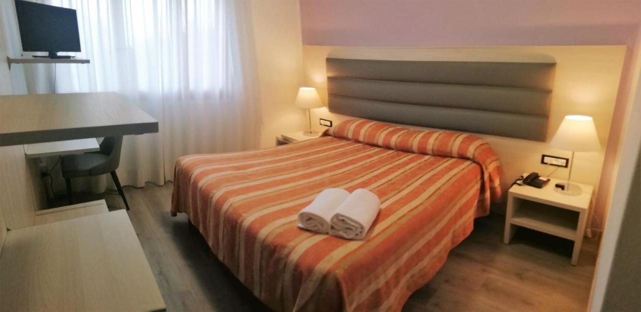 Hotel Kristall Сан-Дона-ді-П'яве Екстер'єр фото